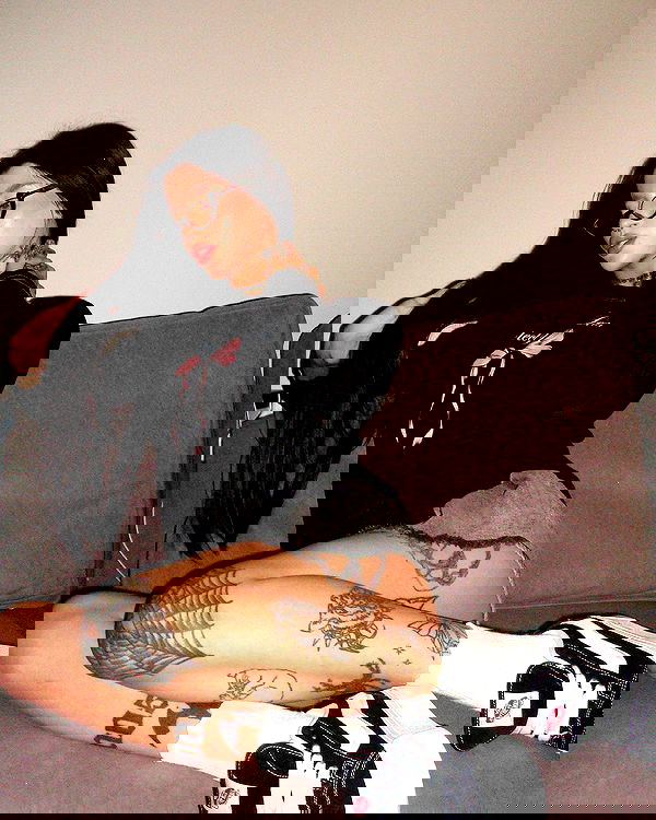 meleeva meleeva archive image