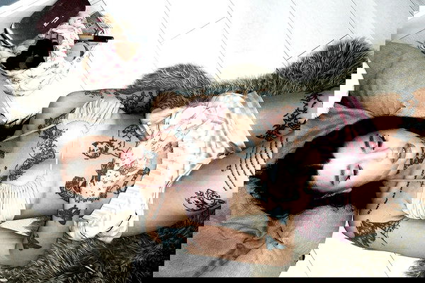 meleeva meleeva archive image