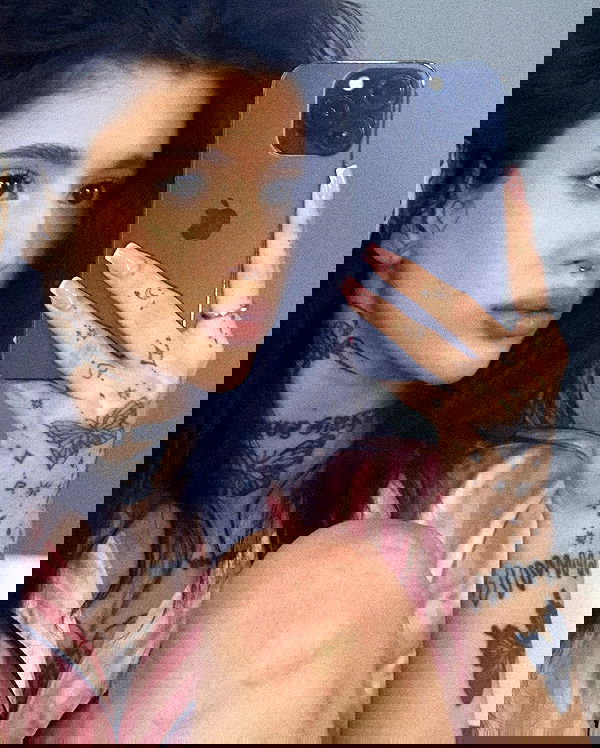 meleeva meleeva archive image