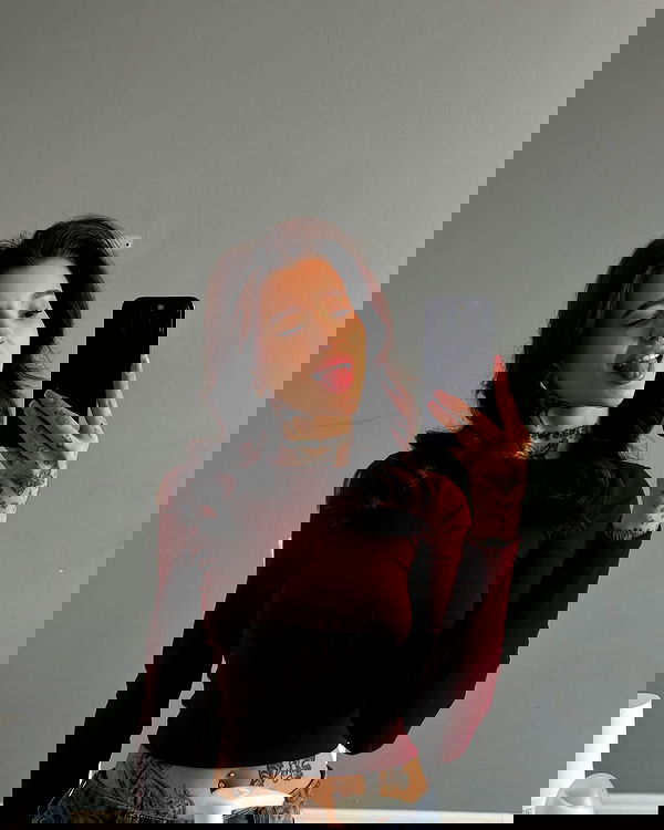 meleeva meleeva archive image