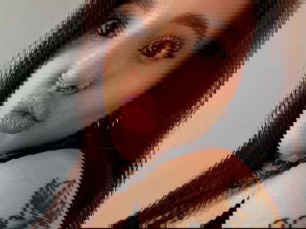 meleeva meleeva archive image