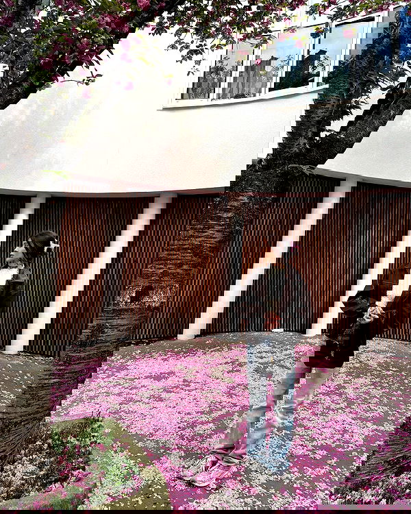 meleeva meleeva archive image