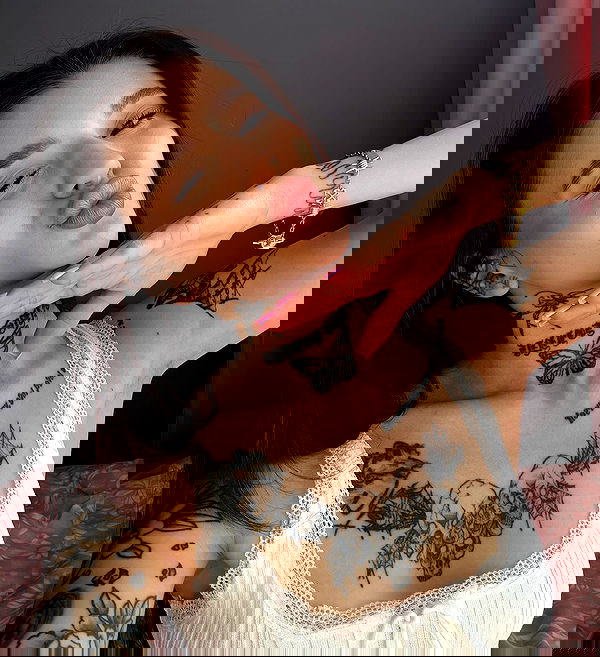 meleeva meleeva archive image