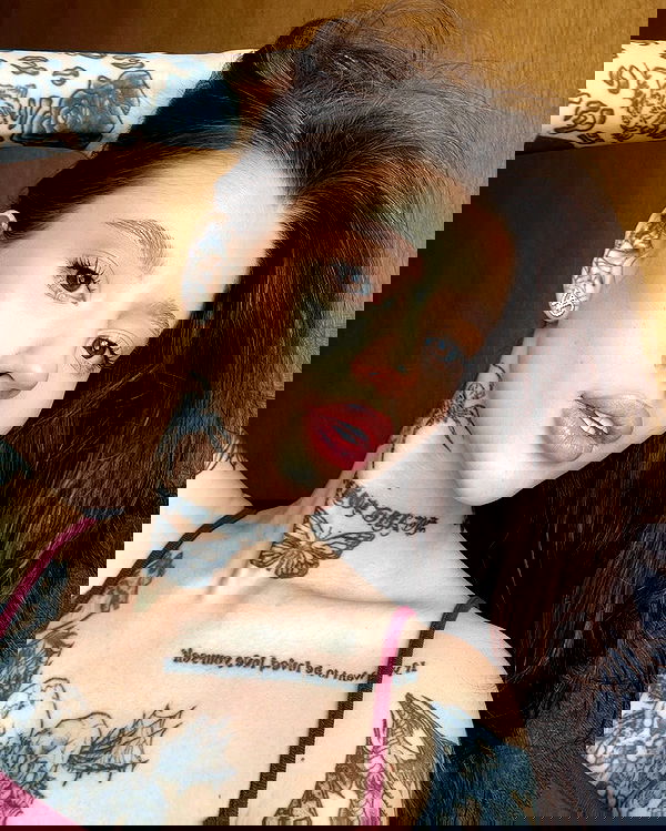 meleeva meleeva archive image