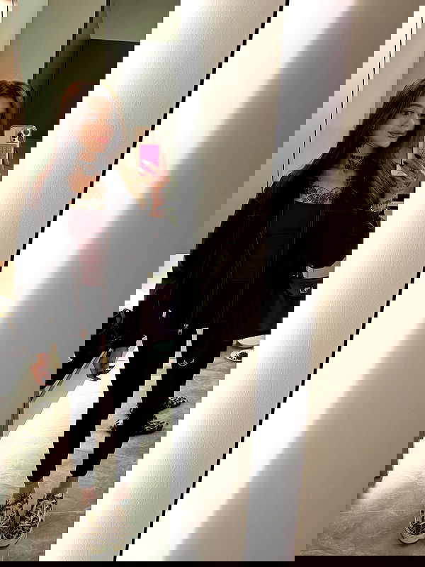 meleeva meleeva archive image