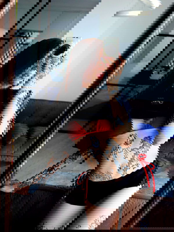 meleeva meleeva archive image