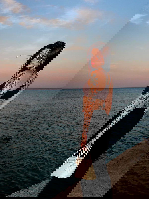 meleeva meleeva archive image