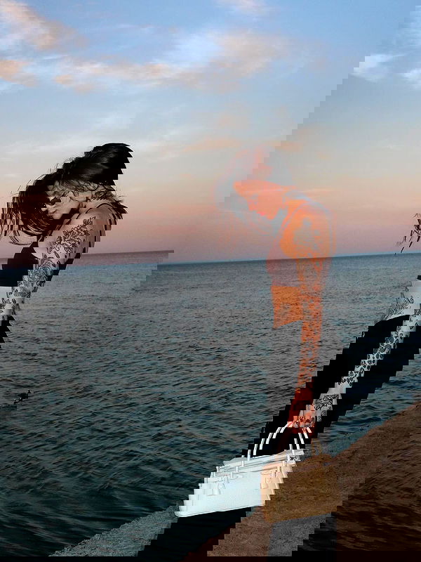 meleeva meleeva archive image