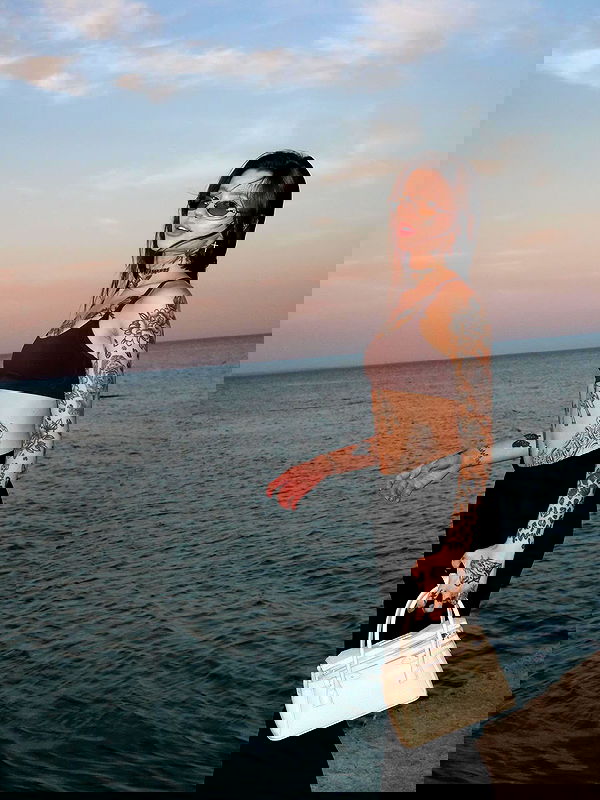 meleeva meleeva archive image