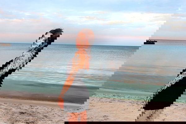 meleeva meleeva archive image