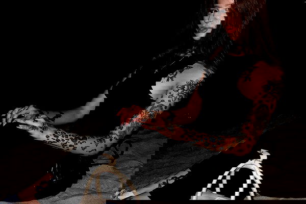 meleeva meleeva archive image