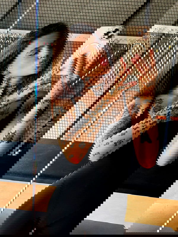 meleeva meleeva archive image