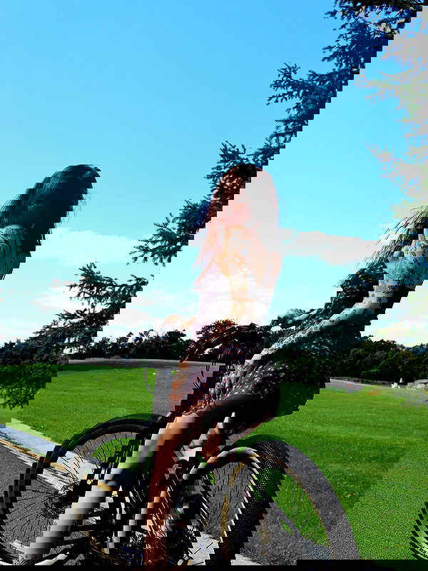 meleeva meleeva archive image