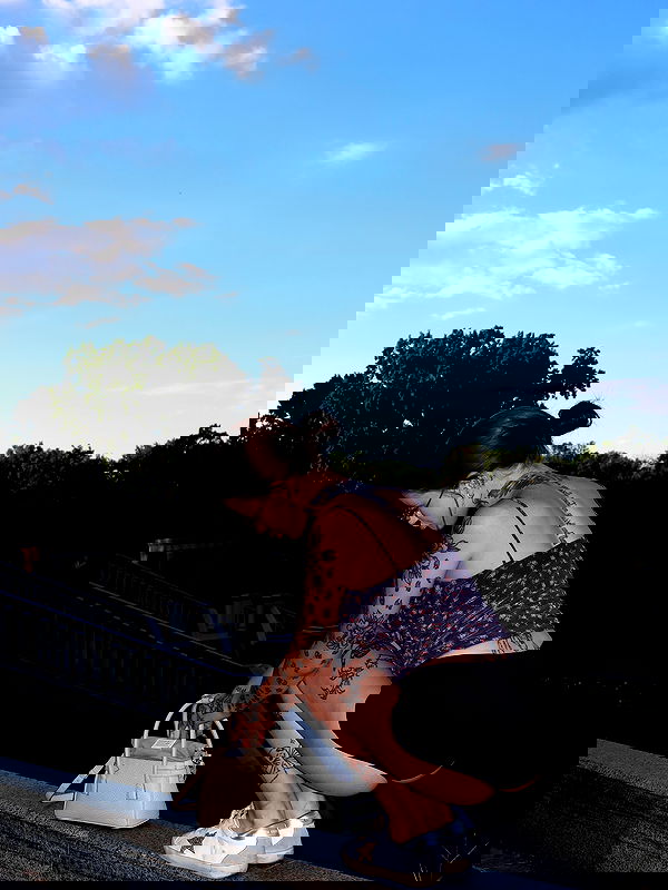 meleeva meleeva archive image