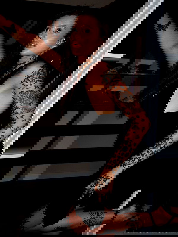 meleeva meleeva archive image