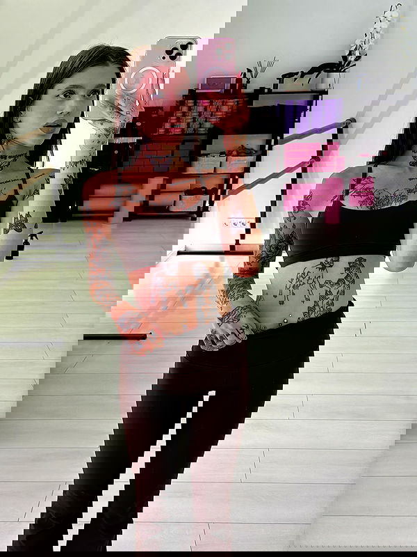 meleeva meleeva archive image