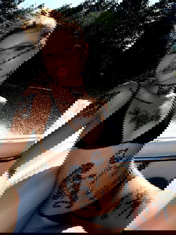 meleeva meleeva archive image