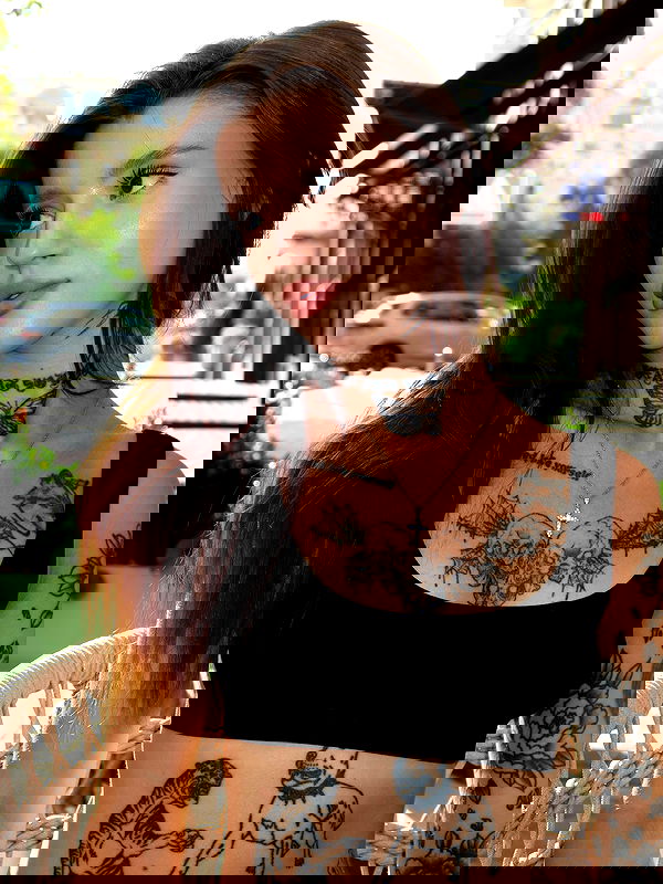 meleeva meleeva archive image