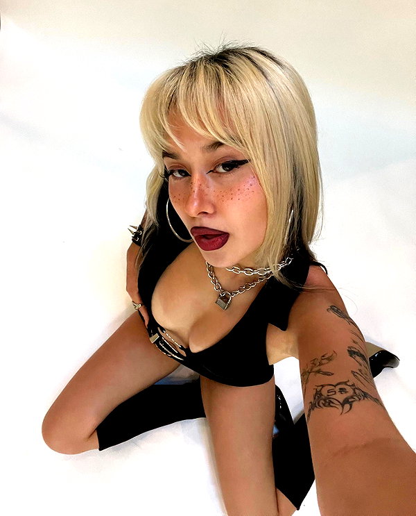 melislie instagram image archive image