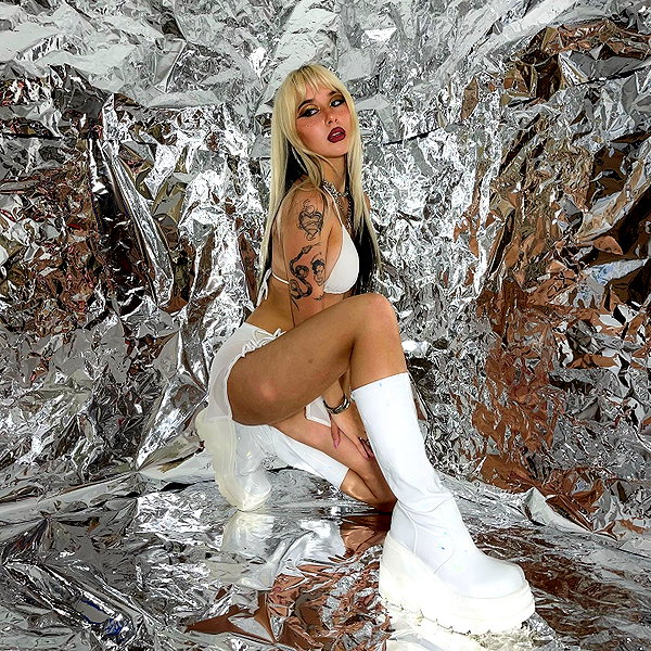melislie instagram image archive image