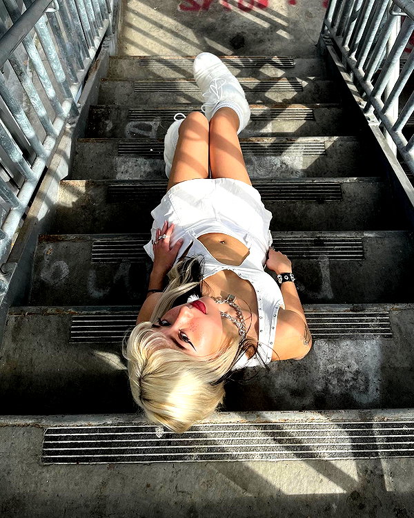 melislie instagram image archive image