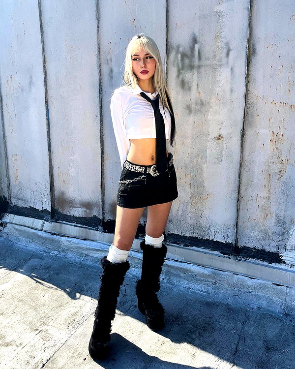 melislie instagram image archive image