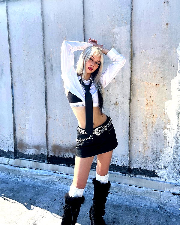 melislie instagram image archive image