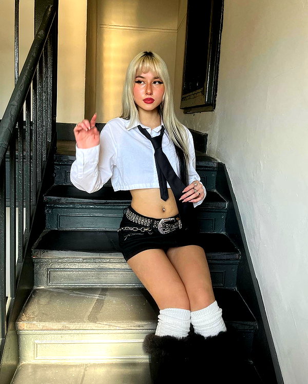 melislie instagram image archive image