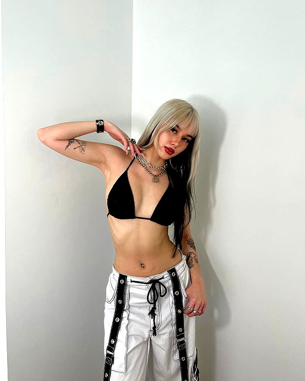 melislie instagram image archive image