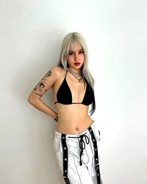 melislie instagram image archive image