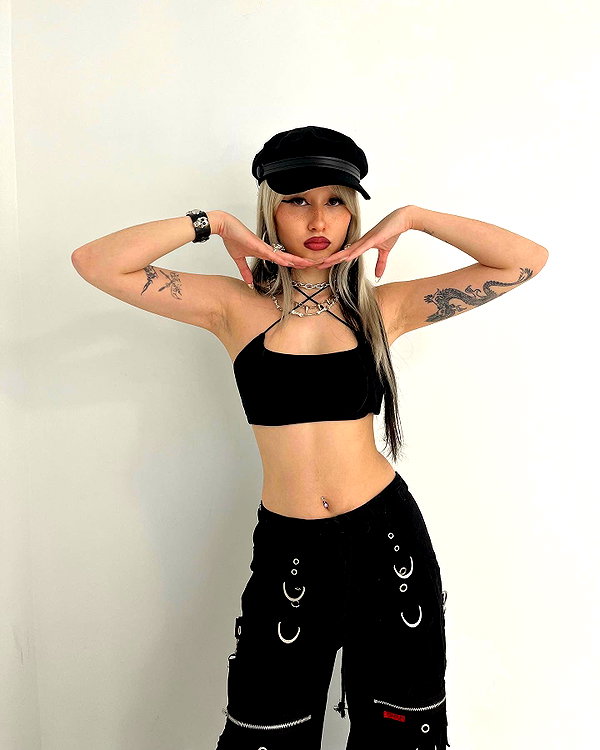 melislie instagram image archive image