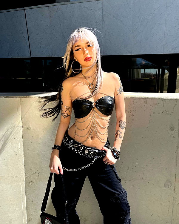 melislie instagram image archive image