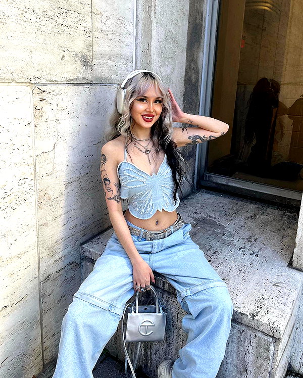 melislie instagram image archive image