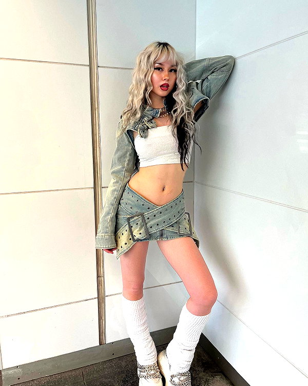 melislie instagram image archive image