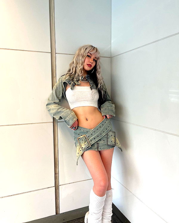 melislie instagram image archive image
