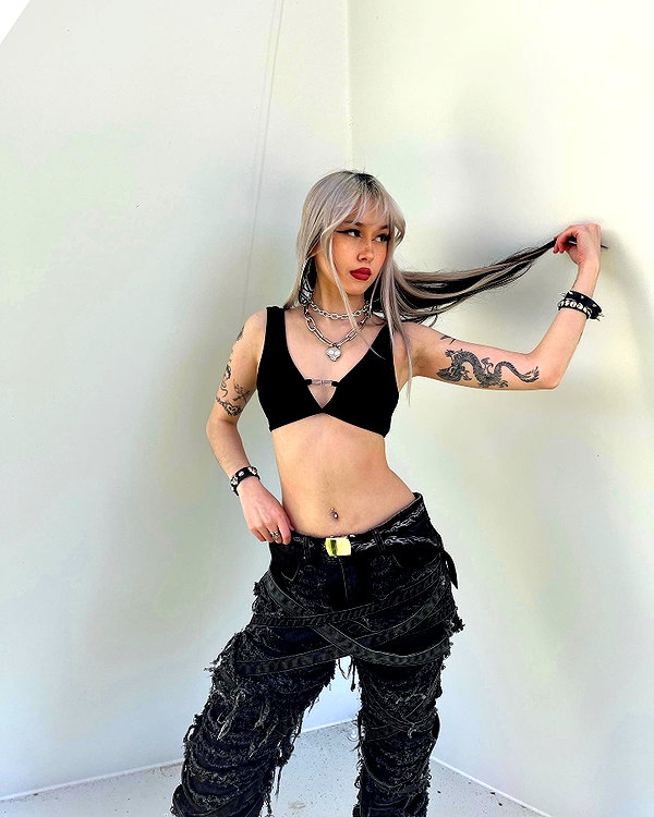 melislie instagram image archive image