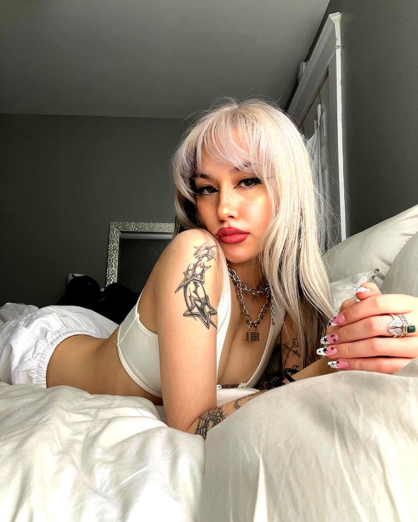 melislie instagram image archive image