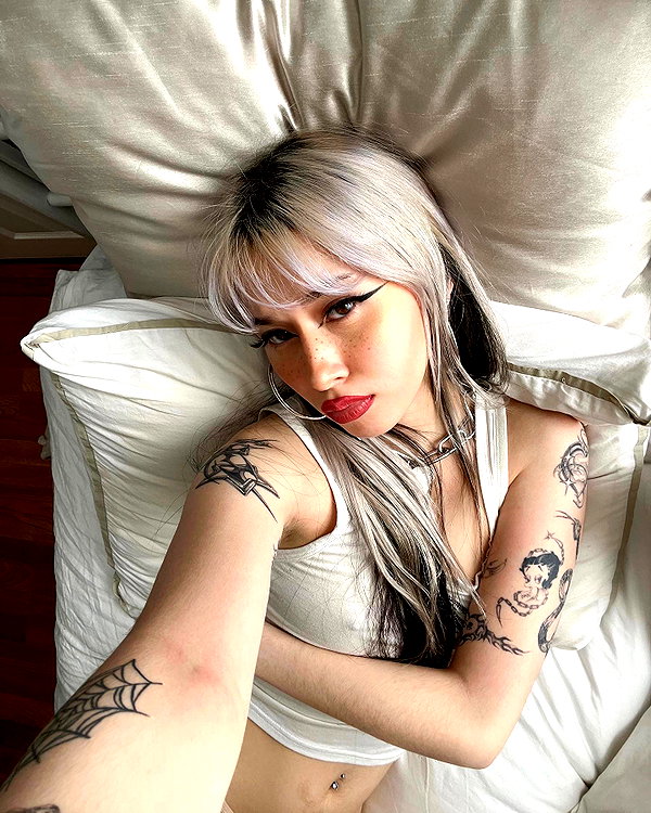 melislie instagram image archive image