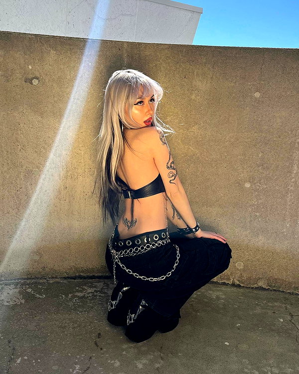 melislie instagram image archive image