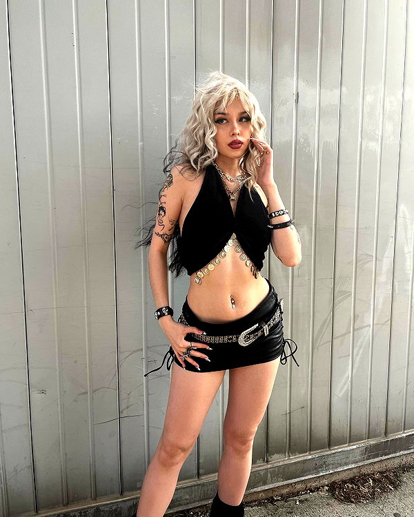 melislie instagram image archive image