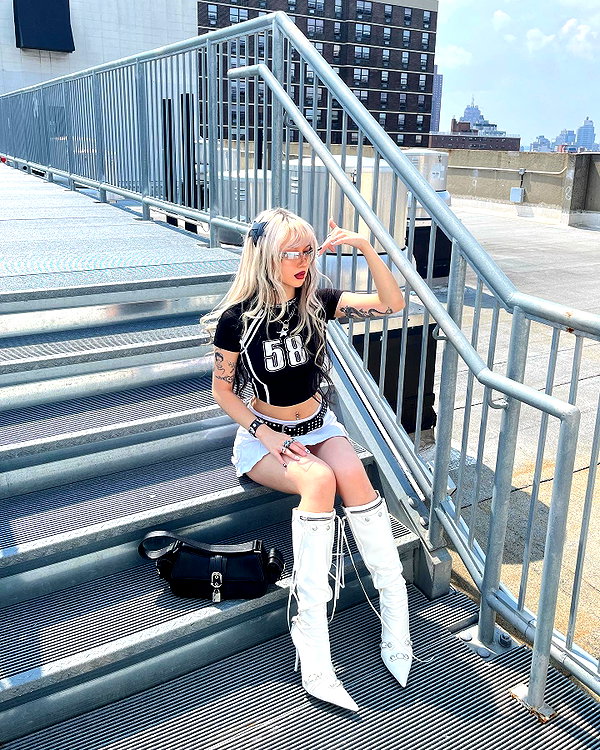 melislie instagram image archive image