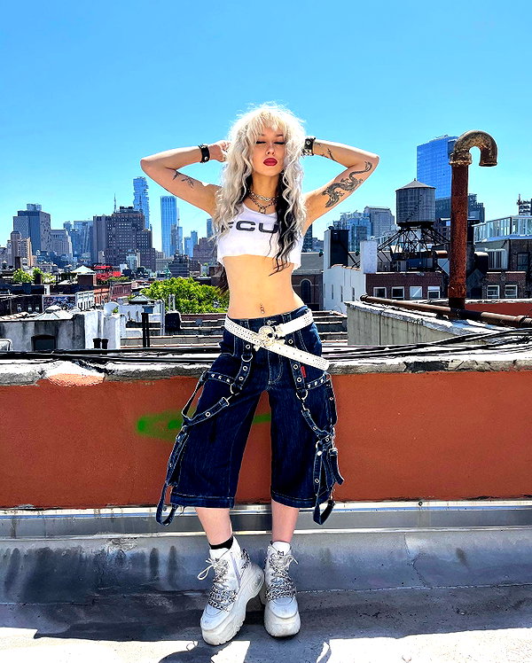 melislie instagram image archive image