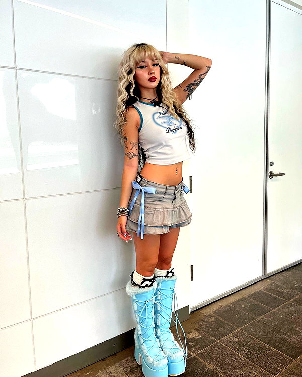 melislie instagram image archive image