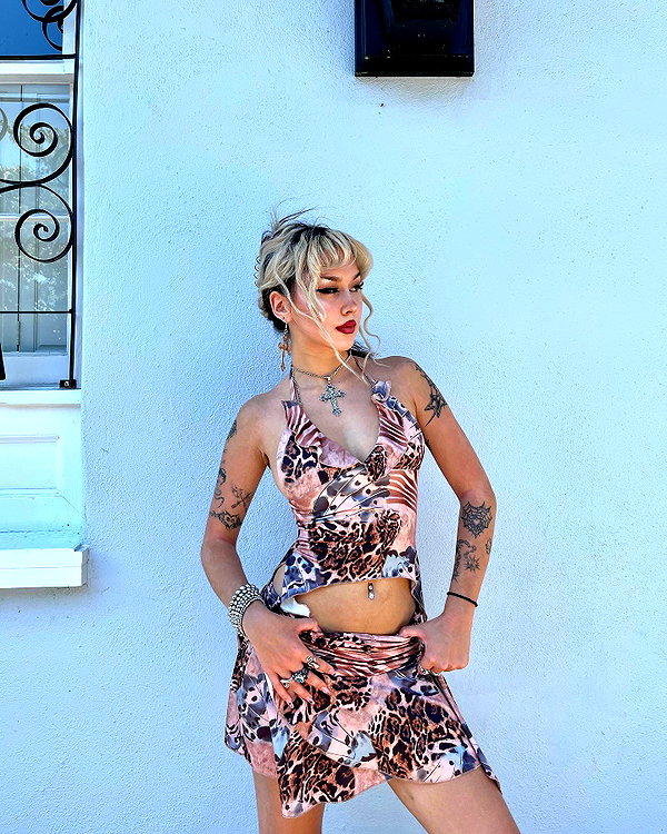 melislie instagram image archive image