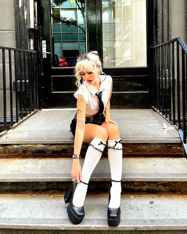 melislie instagram image archive image