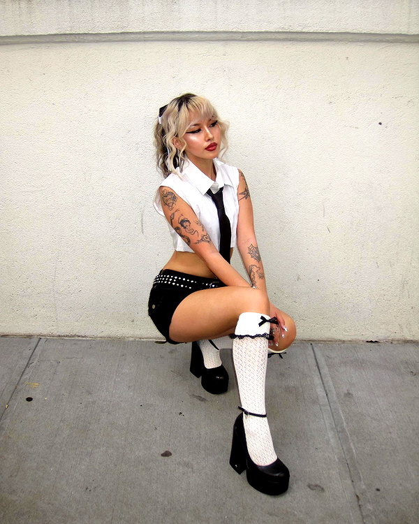 melislie instagram image archive image
