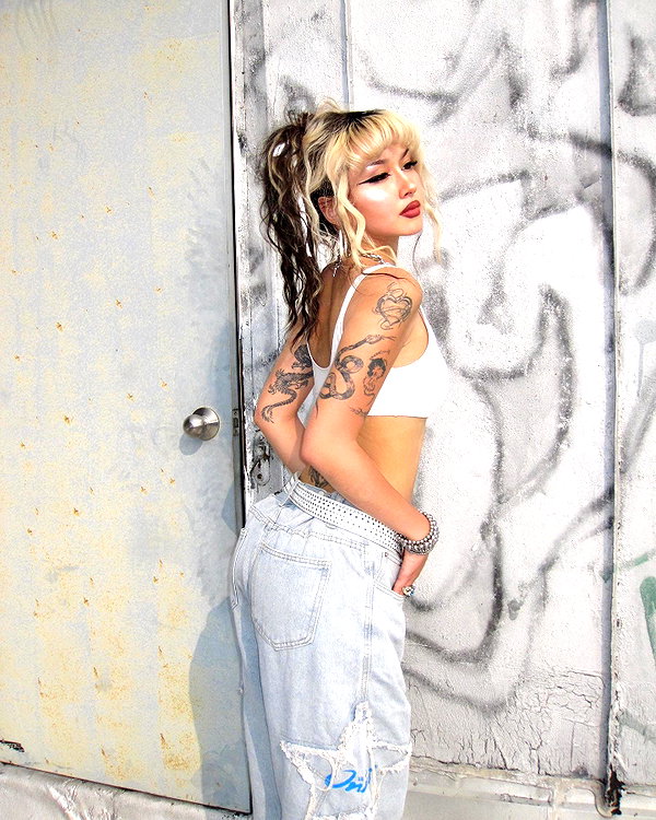 melislie instagram image archive image