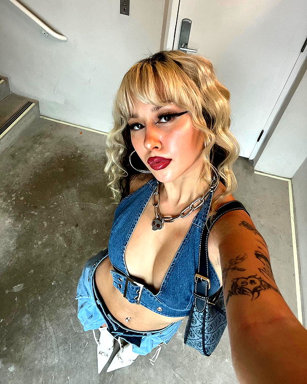 melislie instagram image archive image