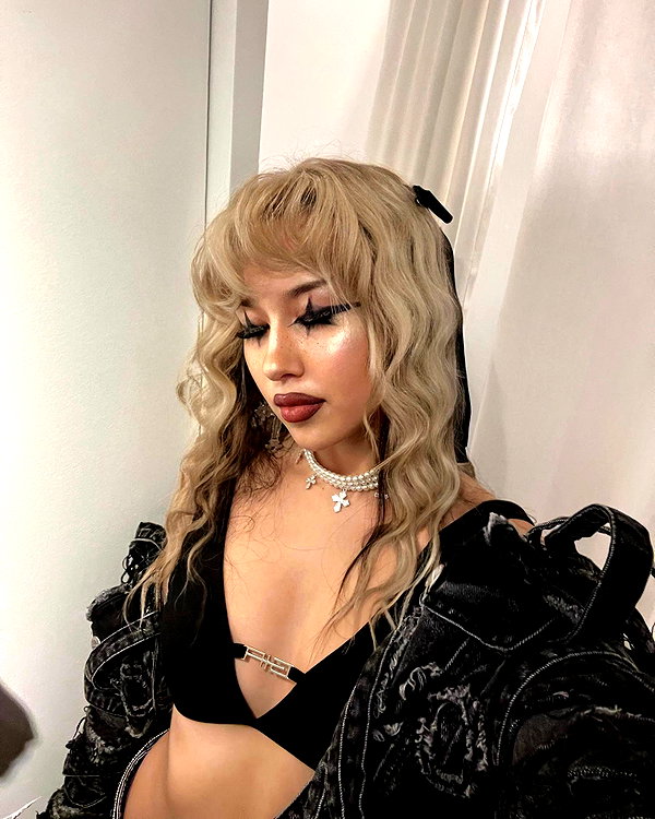 melislie instagram image archive image