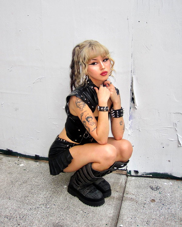 melislie instagram image archive image